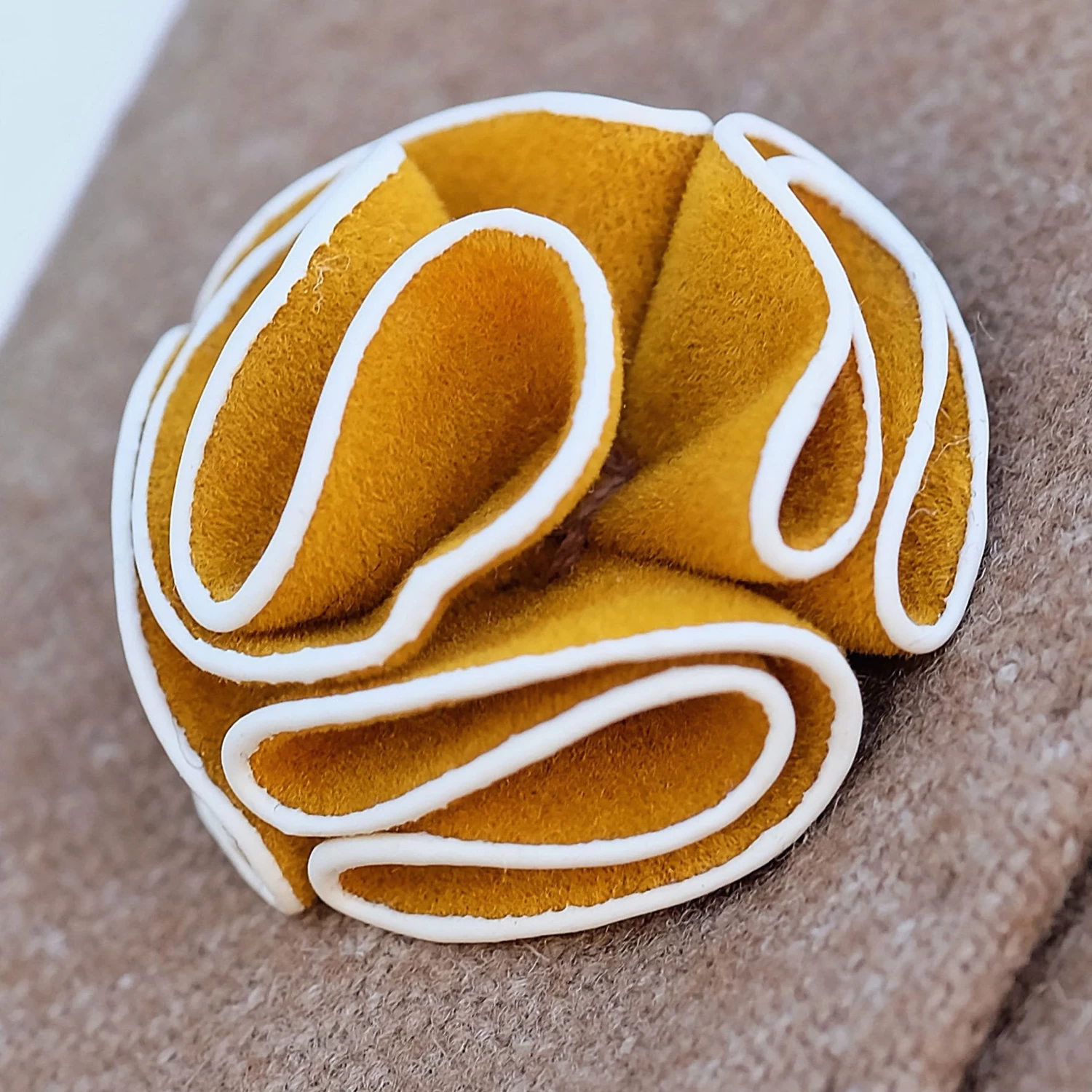 Light Brown & White Camelia Lapel Pin - Image 7