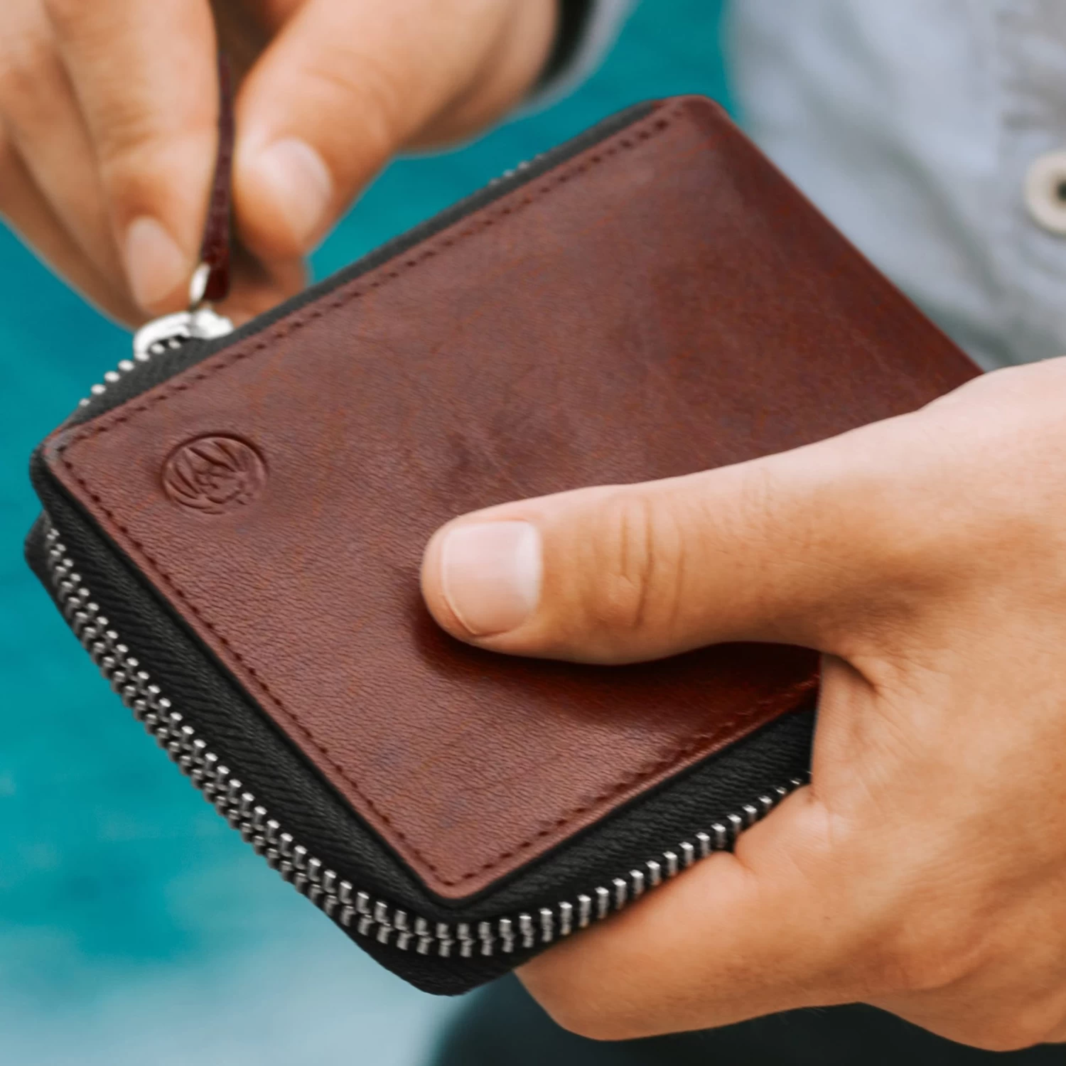 Montreal | Zip-Lined Tan RFID Leather Wallet - Image 11