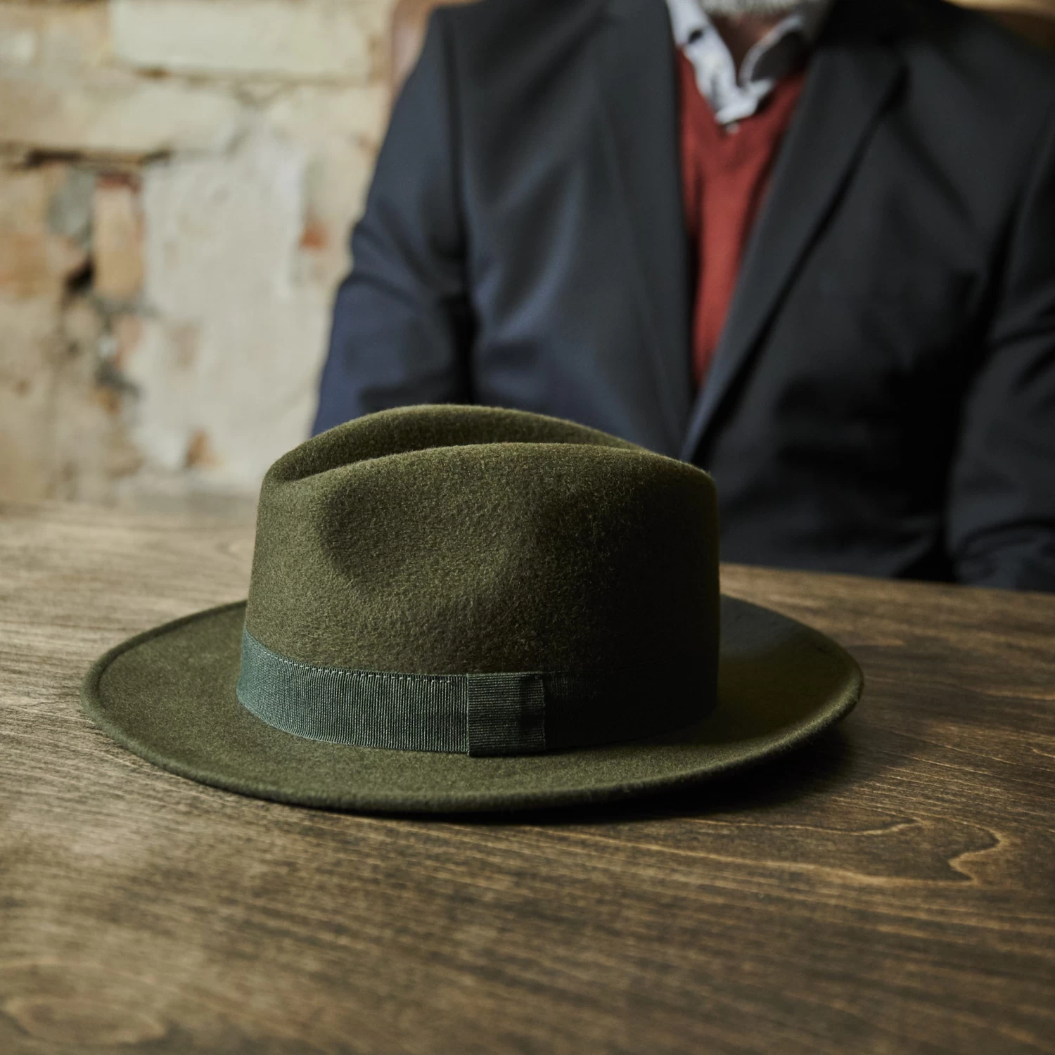 Fido | Olive Green Wool Fedora Hat With Band - Image 6