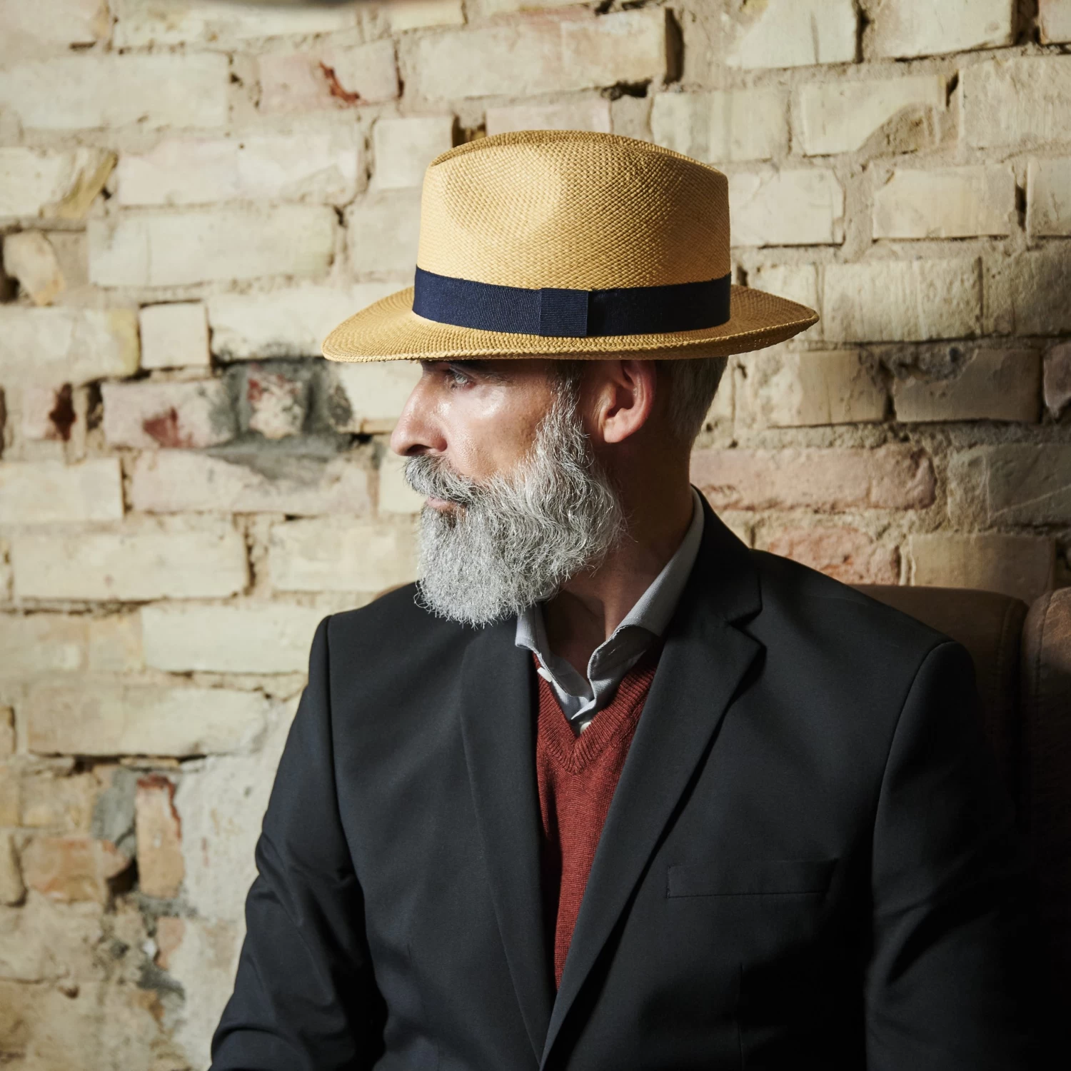 Moda | Mustard Yellow Ecuadorian Straw Panama Hat With Navy Band - Image 3