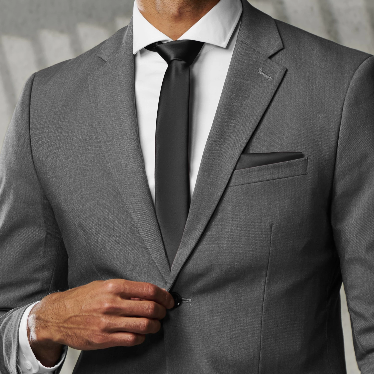 Basic Shiny Black Polyester Tie - Image 4