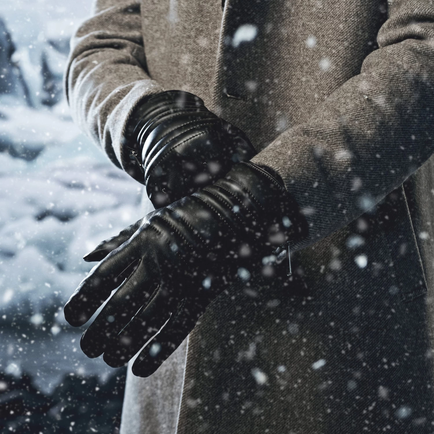 Black Touchscreen Ribbed Leather Gloves - Image 4