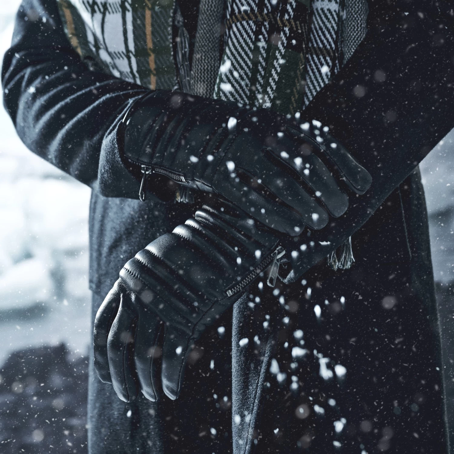 Black Touchscreen Ribbed Leather Gloves - Image 2