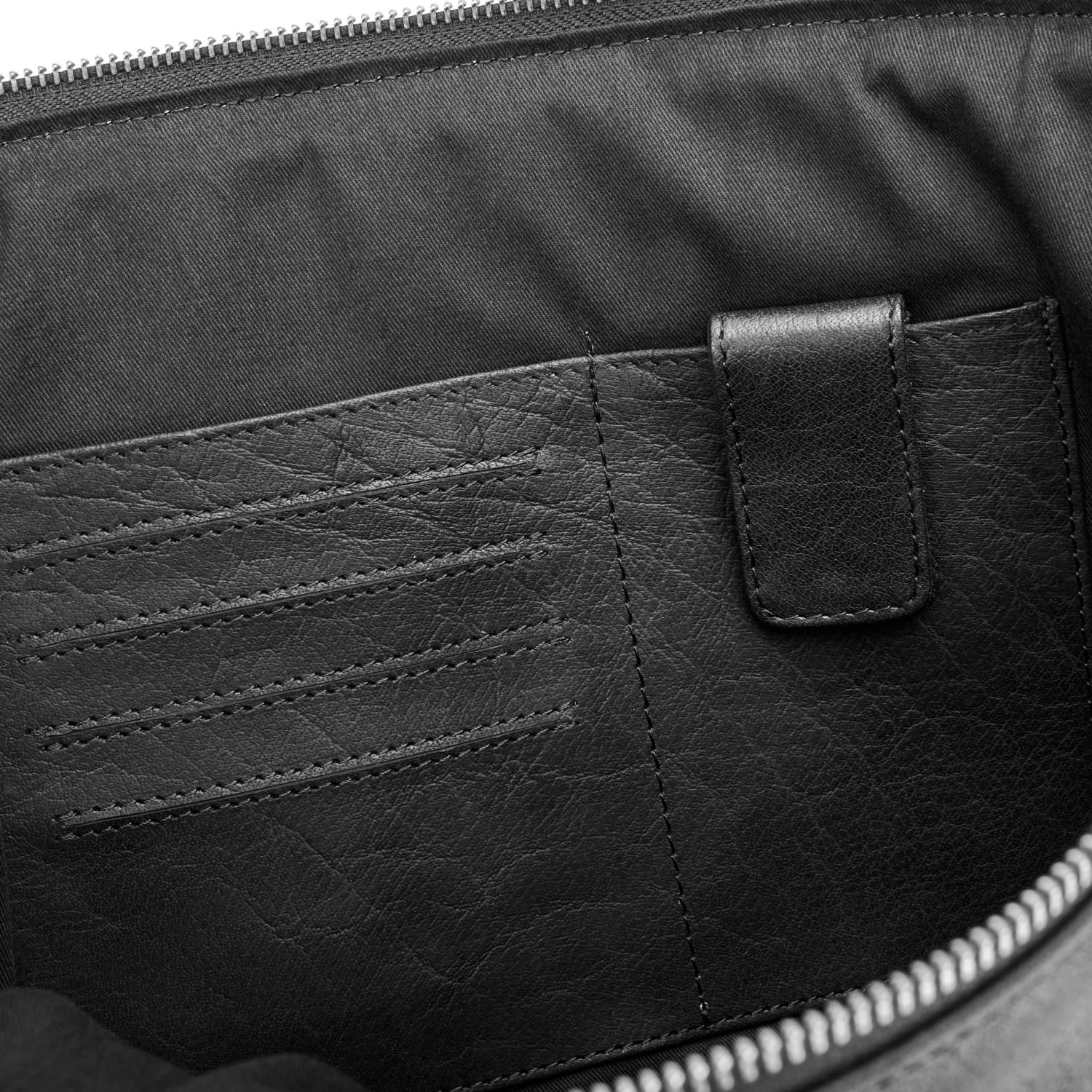 Montreal | Small Black Leather Laptop Sleeve - Image 8
