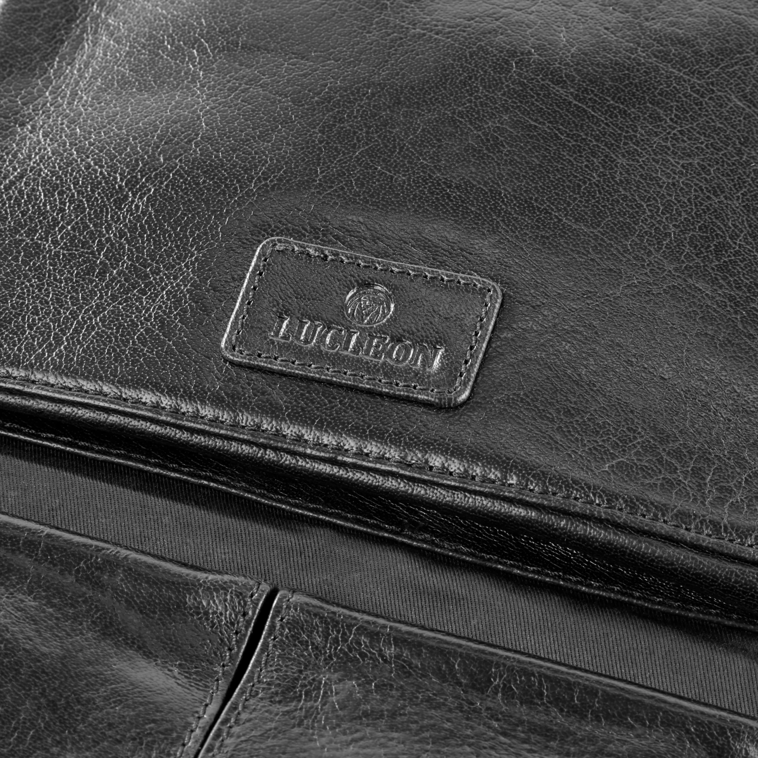 California | Black Hanging Toiletry Kit Leather Bag - Image 8