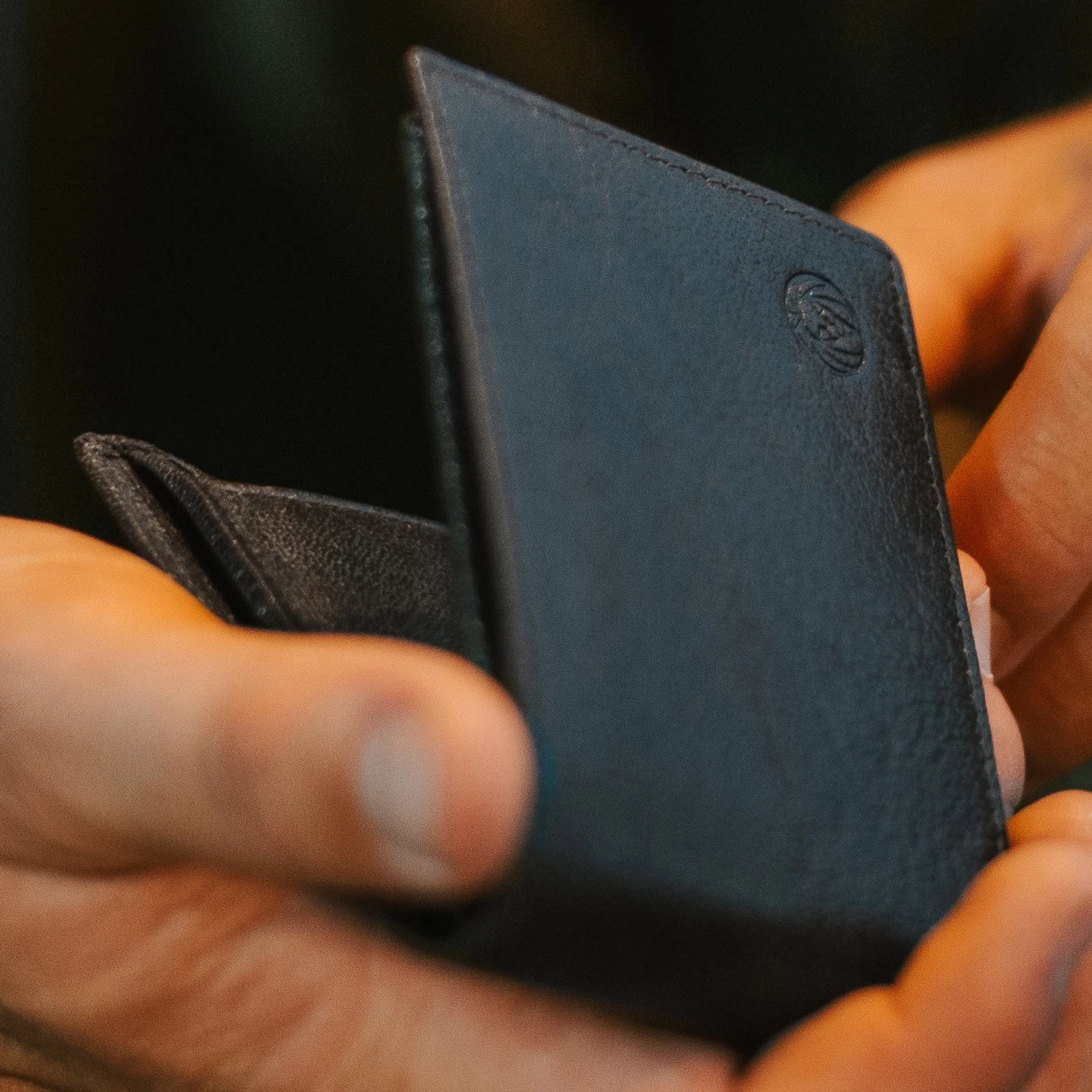 California | Small Black Leather Wallet - Image 11