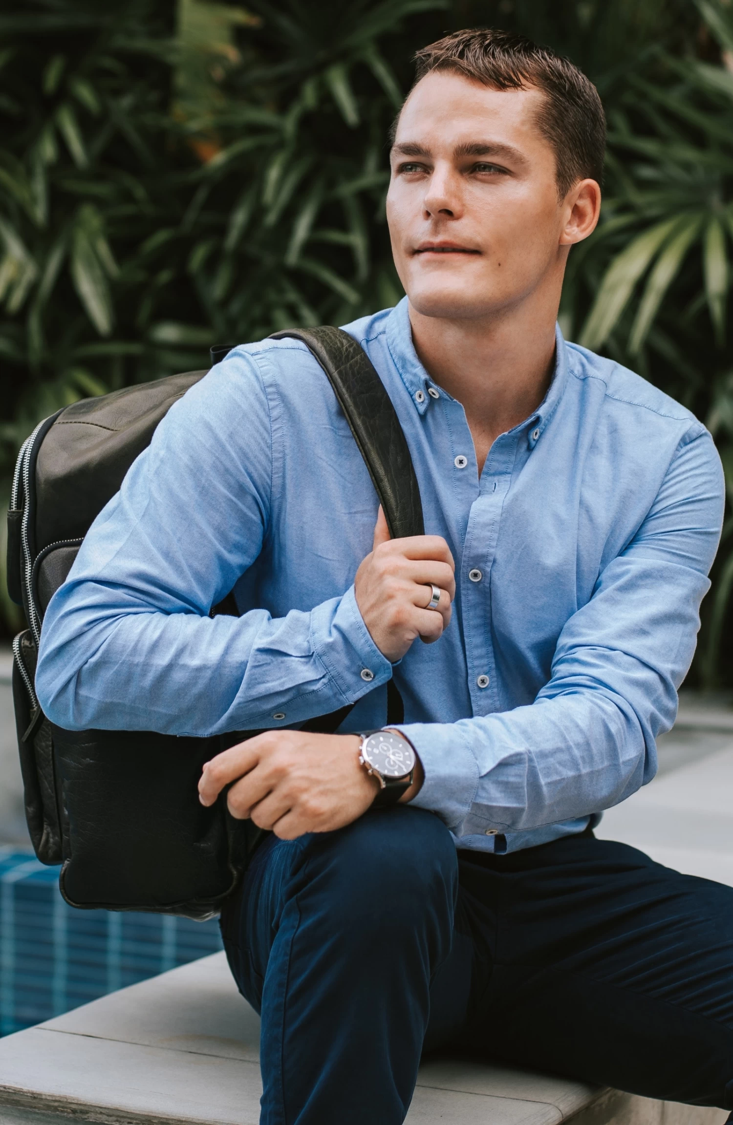 Montreal | Zip-Lined Tan RFID Leather Wallet - Image 9