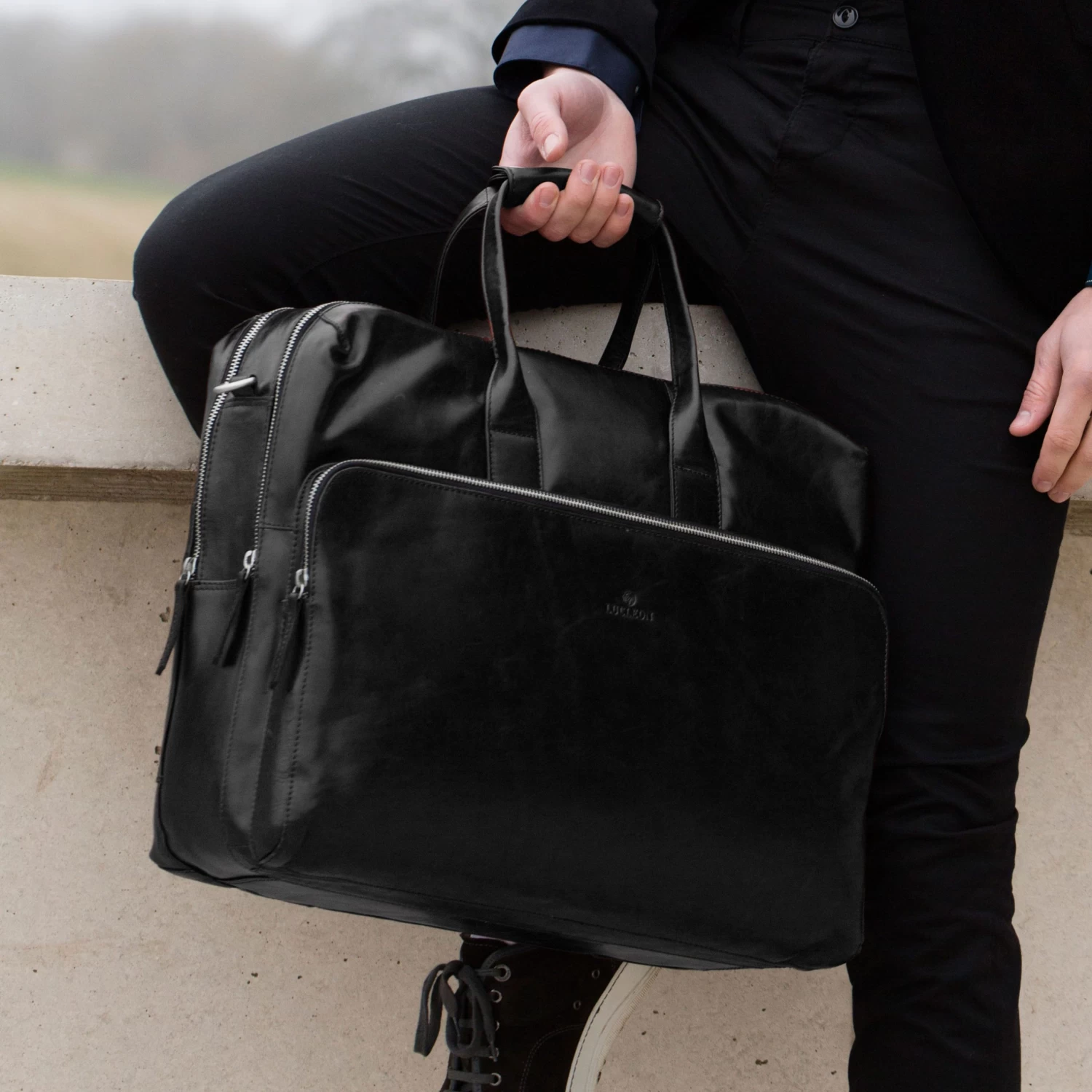 Jasper | Large Black Leather Shoulder Bag - Image 15