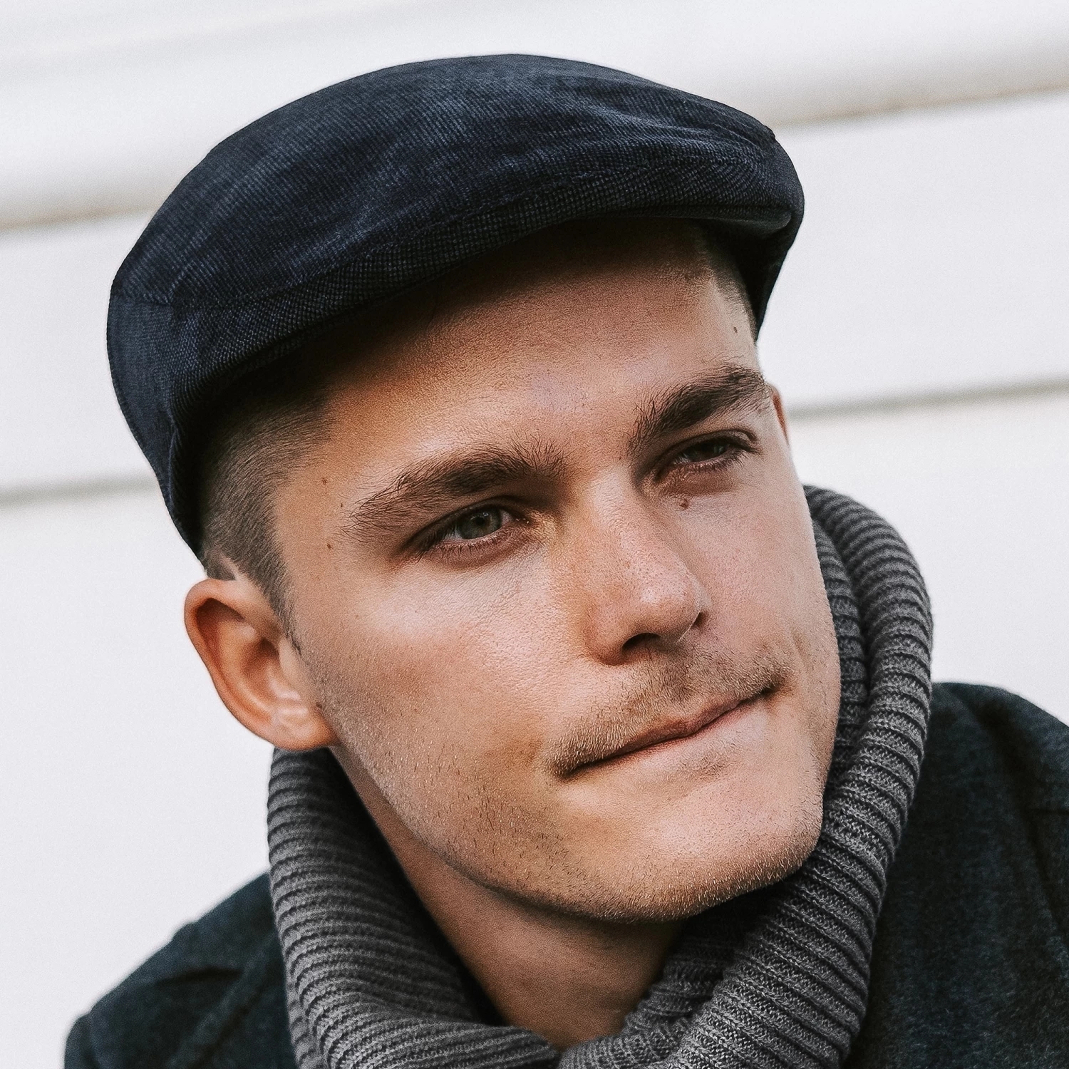 Fido | Classic Deep Blue Patterned Flat Cap - Image 6