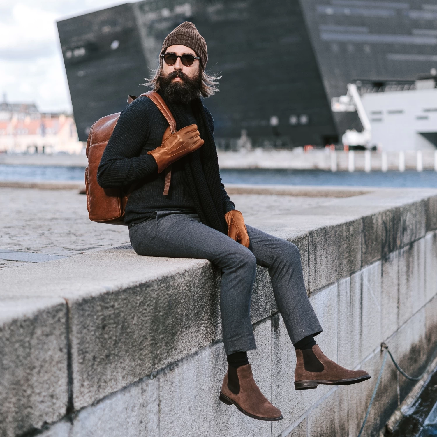 Cuffed Tan Perforated Touchscreen Compatible Sheep Leather Gloves - Image 5