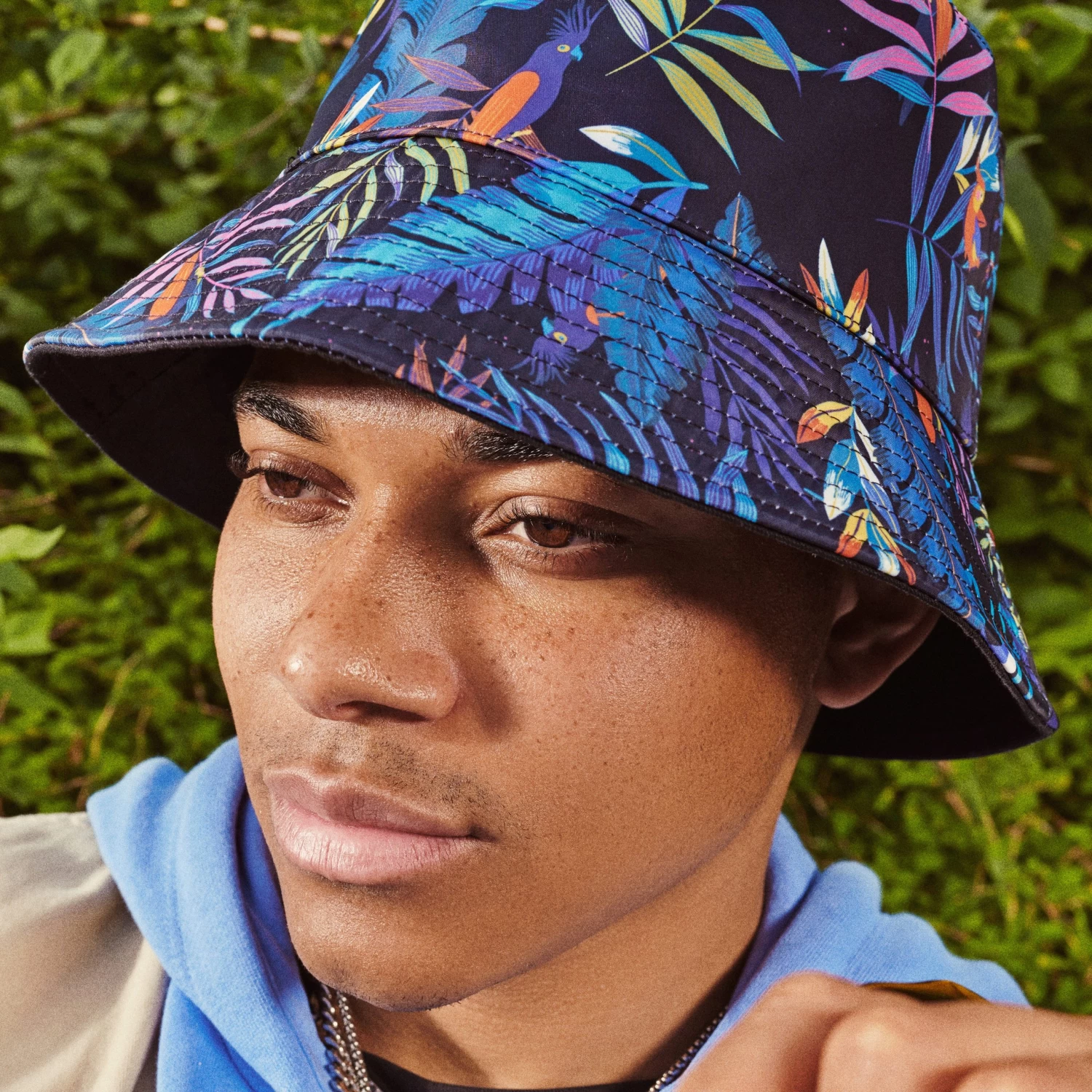 Lacuna | Reversible Black & Floral-Print Bucket Hat - Image 8