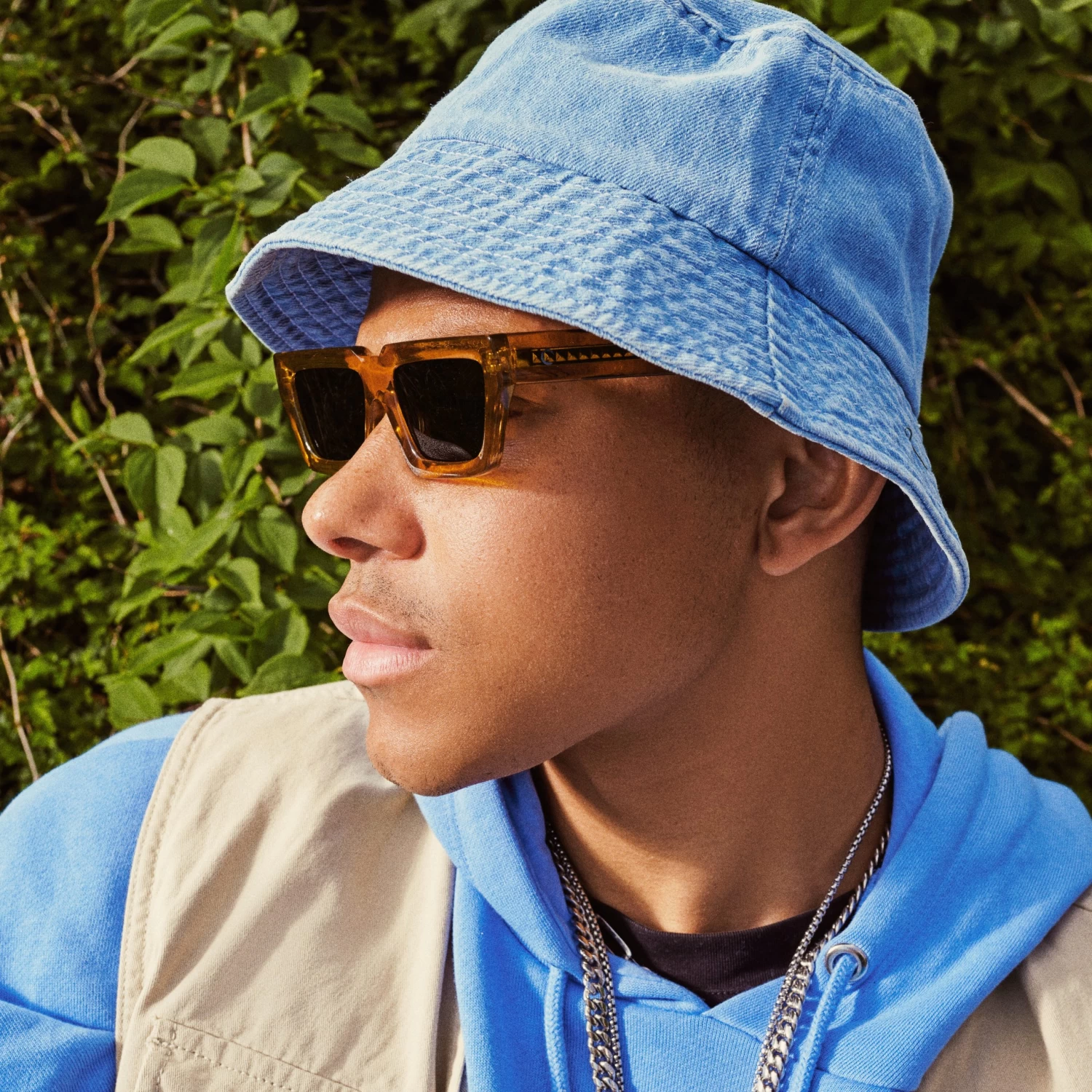 Lacuna | Light Wash Denim Bucket Hat - Image 2