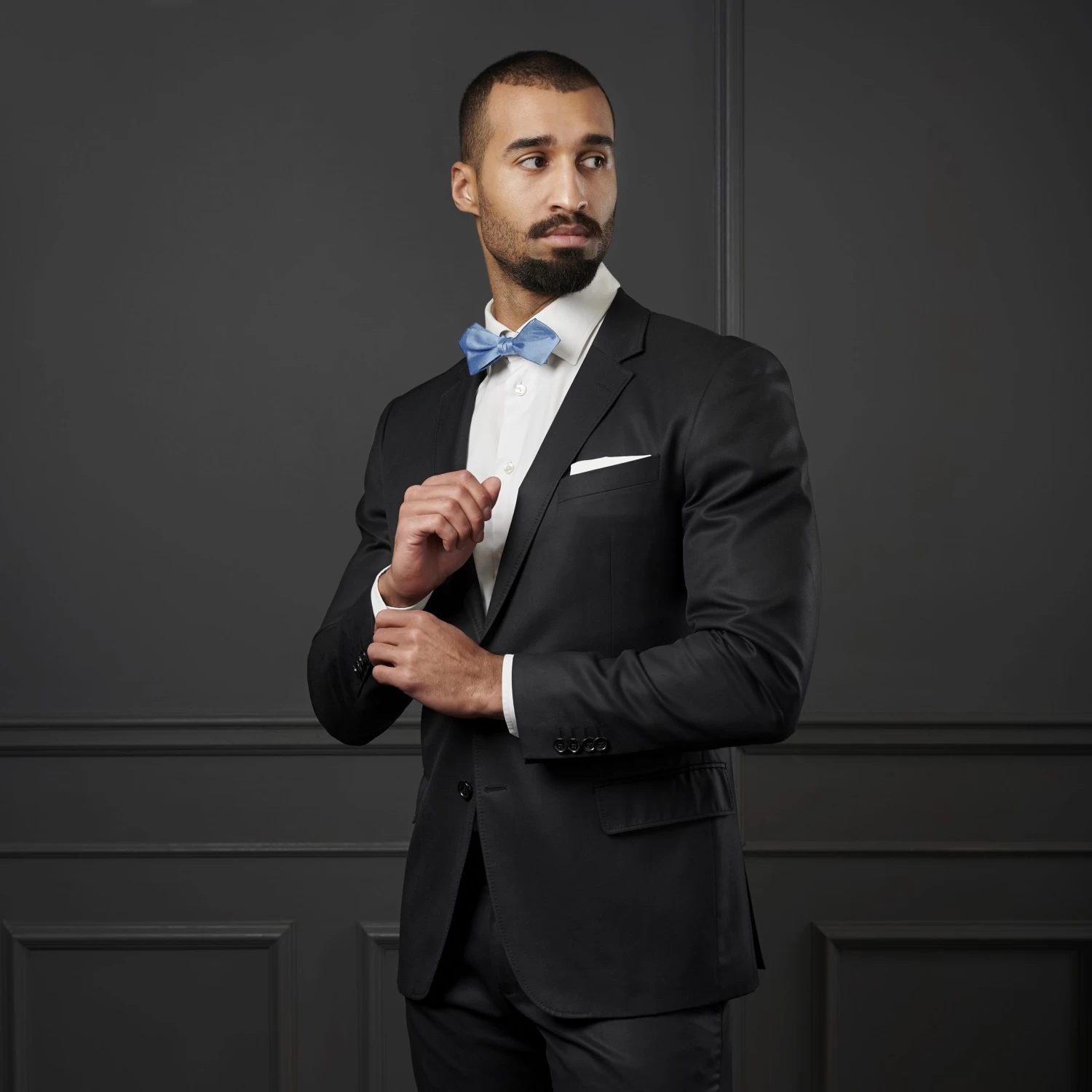 Shiny Baby Blue Basic Pointy Pre-Tied Bow Tie - Image 4