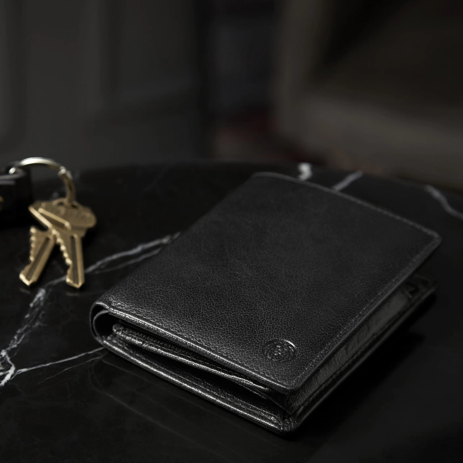 California | Black Stand-Up Leather Wallet - Image 3