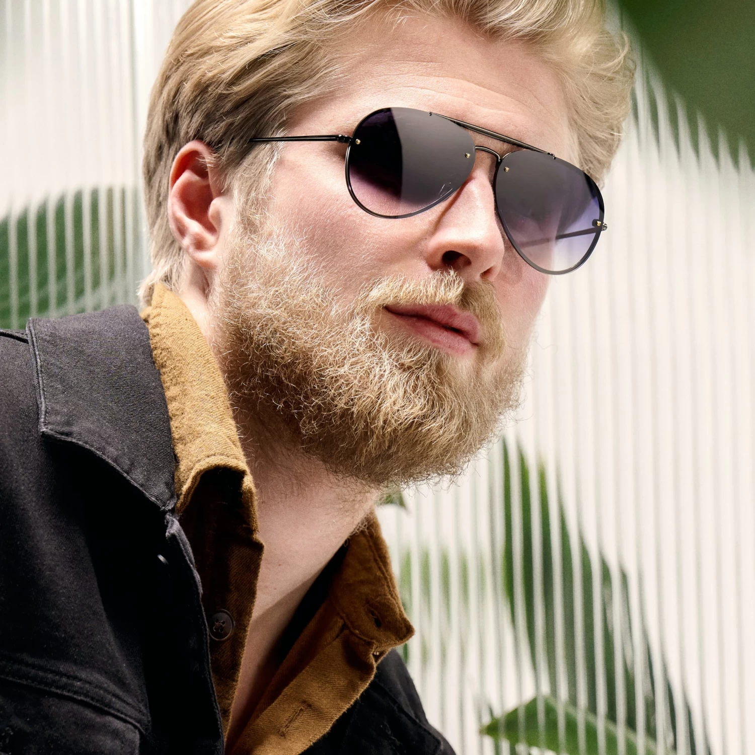 Occasus | Gunmetal Grey Gradient Aviator Sunglasses - Image 2