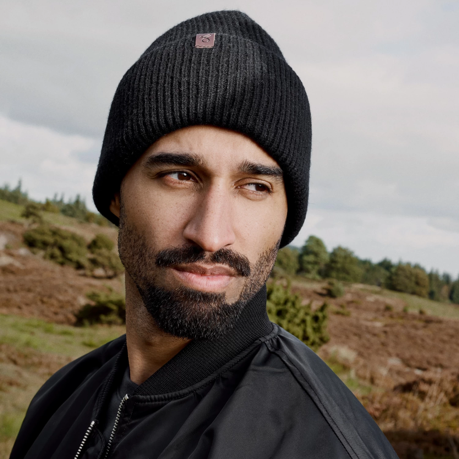 Hiems | Black Cuffed Recycled Wool Beanie - Image 3