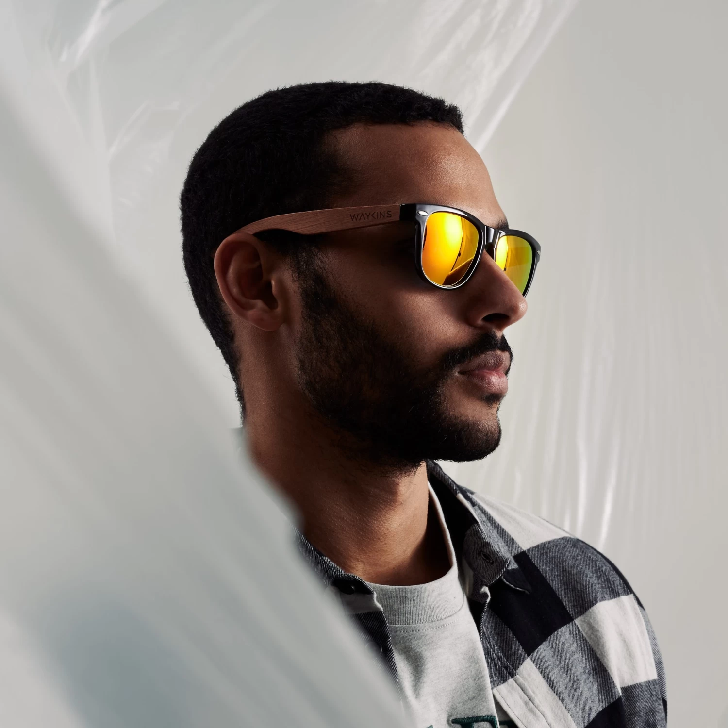 Black & Brown Wooden Sunglasses - Image 2