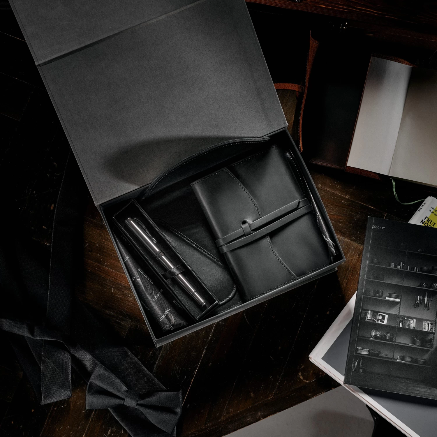 Professional Office Writing Gift Box | Black Leather - Image 2